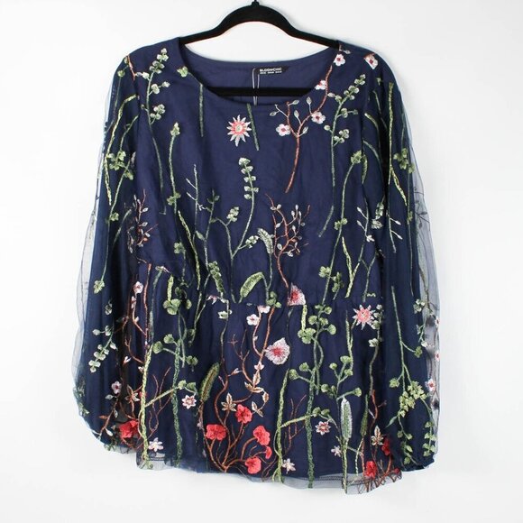 Bloomchic Embroidered Mesh Crochet Gathered Blouse - 14/16 1X - NWT - Picture 2 of 13